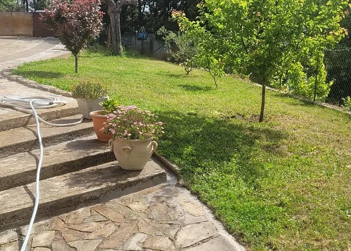 F2 rez de jardin